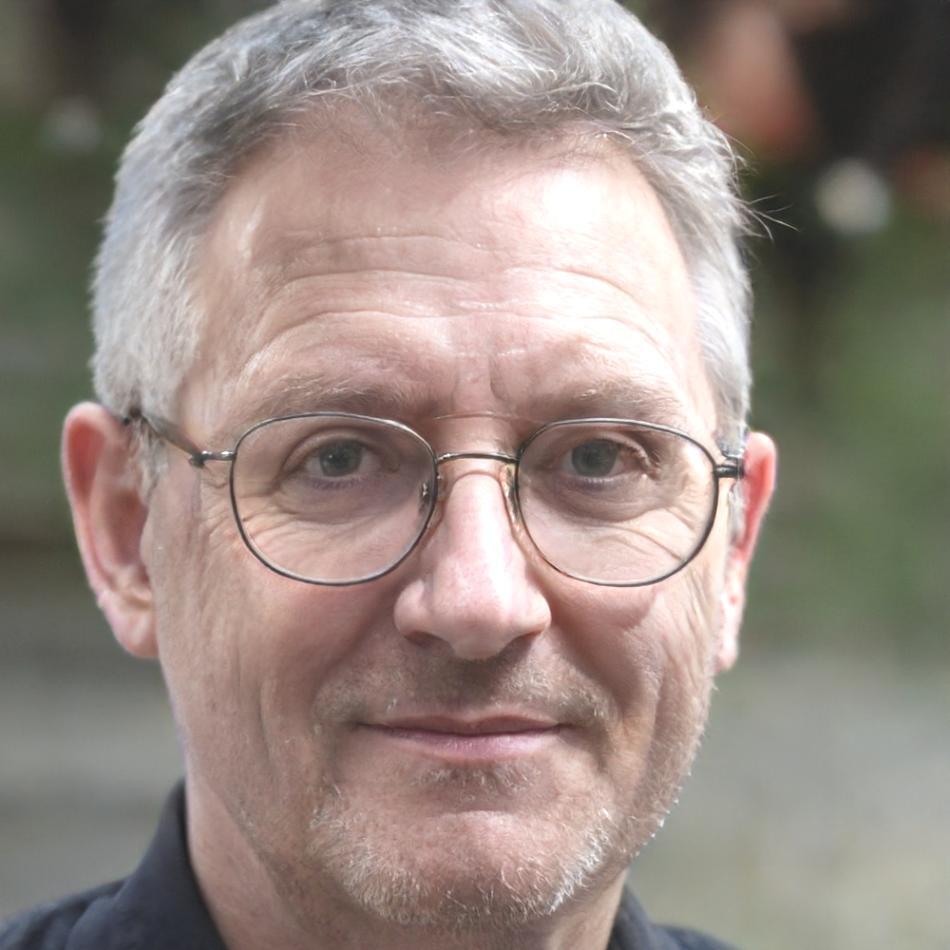 Dmitri Kovač, Senior Business Strategist